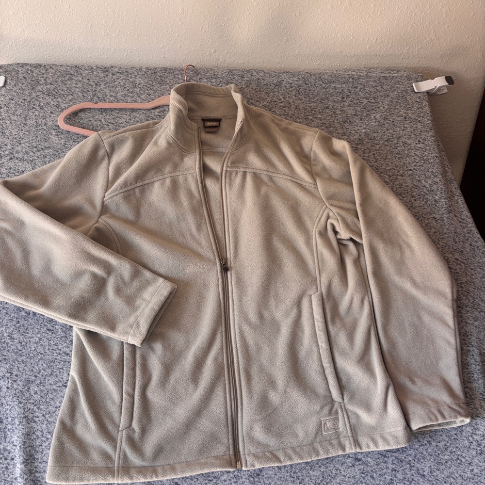 REI Women's XL Light Beige/Taupe Teddy Fleece Full-Zip Jacket